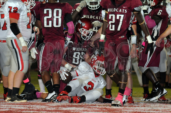 10-10 LHS vs. SPHS 051.JPG - SCRIVENER 300s #1